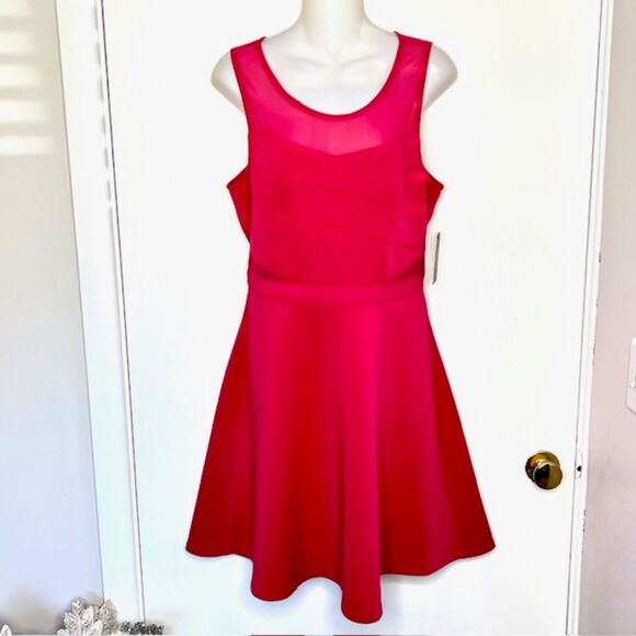 NWT GUESS "RITA" ROSE RED SKATER DRESS MESH CUTOUTS SIZE 10 - Picture 1 of 12